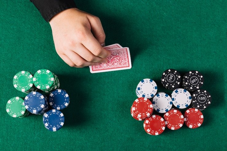 Bagan tingkat loyalitas speedrun menampilkan manfaat progresif dari Member hingga Diamond